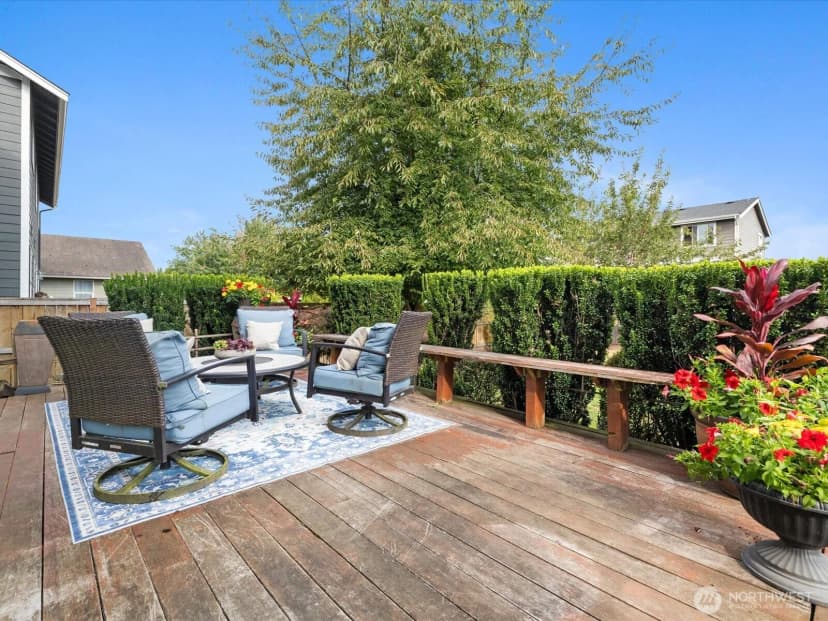 Property photo for 1131 Homestead Drive, Burlington photo 24