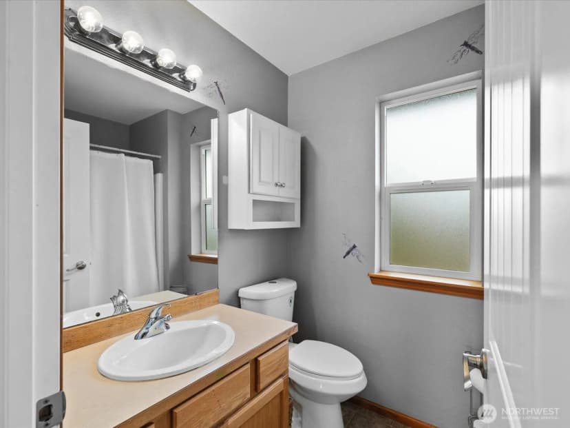 Property photo for 1131 Homestead Drive, Burlington photo 20