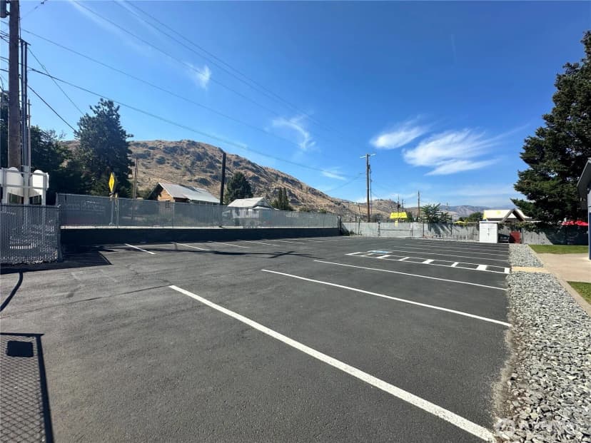 Property photo for 1240 W Woodin Avenue #a-11, Chelan photo 10