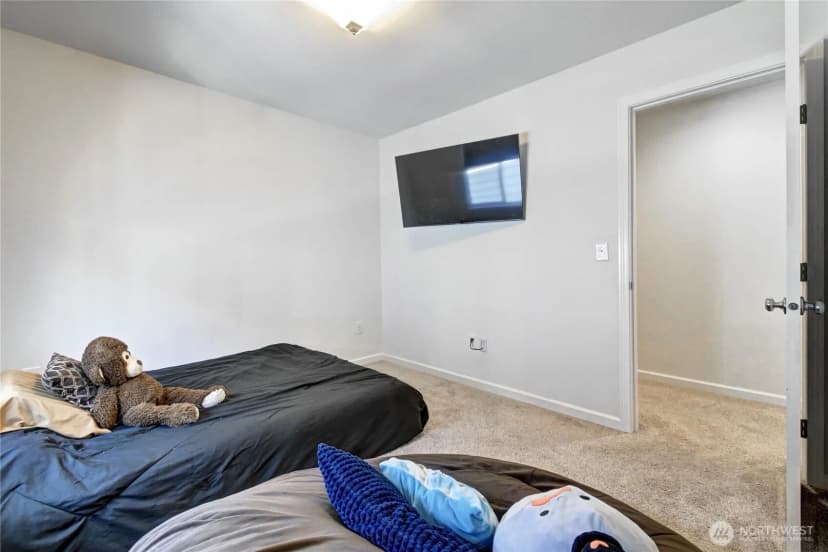 Property photo for 4523 Riverfront Boulevard, Everett photo 18