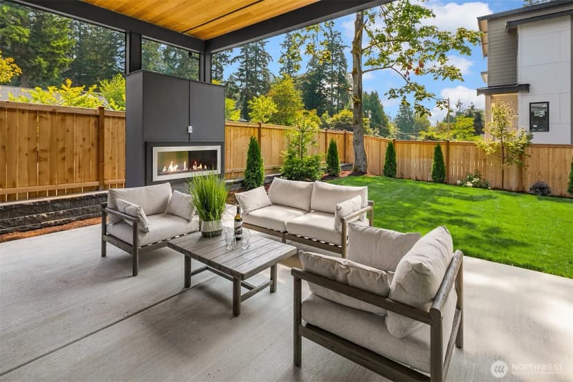 Property photo for 7921 Ne 124th Street, Kirkland photo 4
