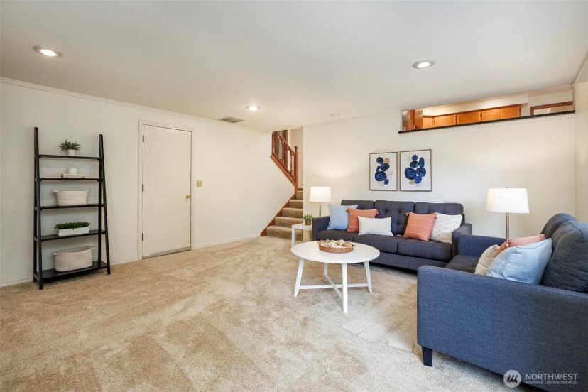 Property photo for 2341 219th Place Sw, Brier photo 19