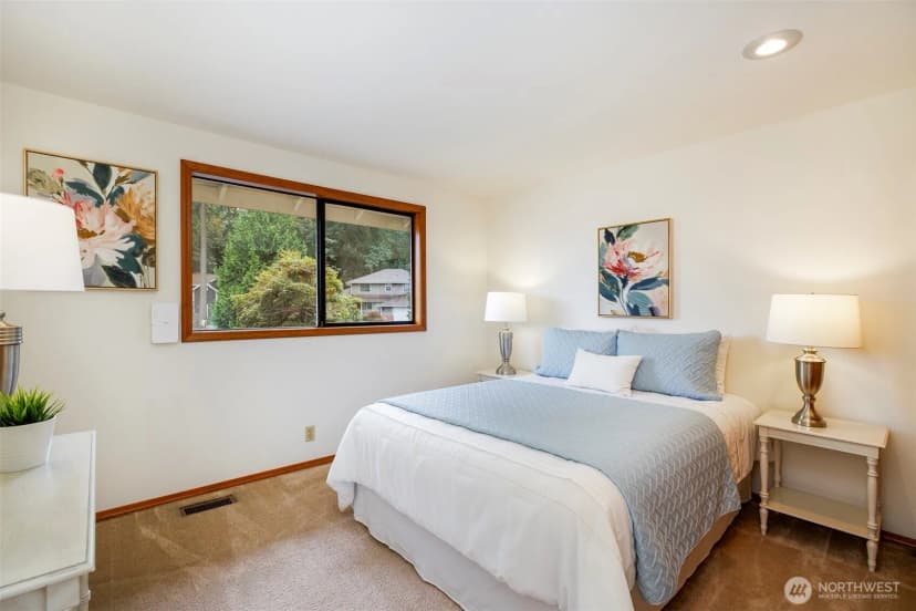 Property photo for 2341 219th Place Sw, Brier photo 16