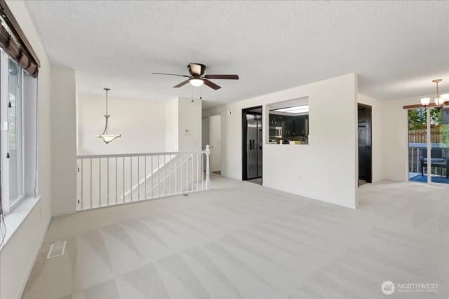 Property photo for 13005 Se 245th Street, Kent photo 4