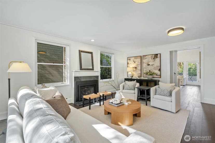 Property photo for 805 33rd Avenue E, Seattle photo 6