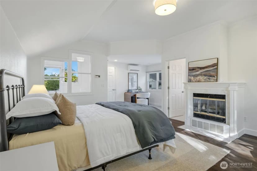Property photo for 805 33rd Avenue E, Seattle photo 18