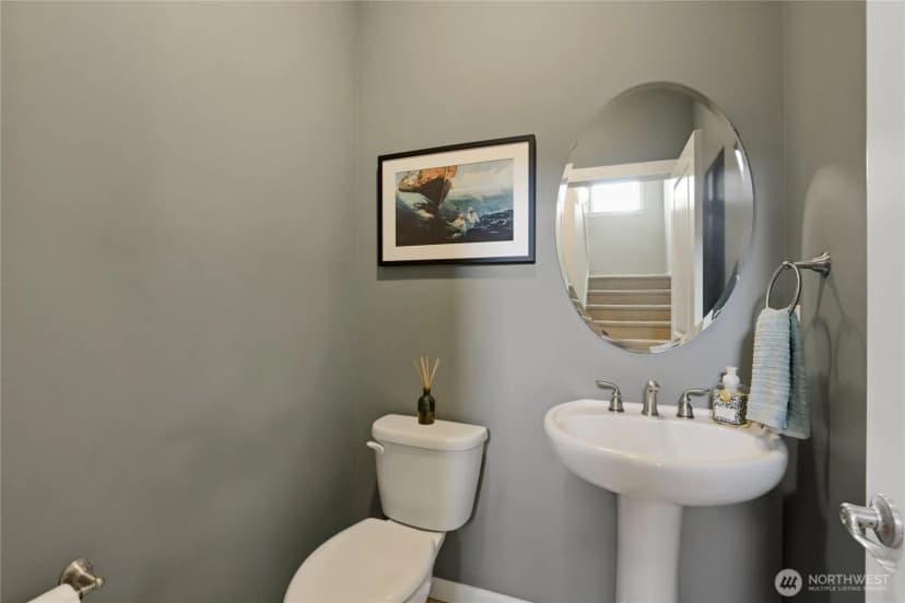 Property photo for 2233 Mill Street Ne, Olympia photo 11