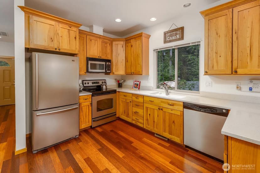Property photo for 33006 Deer Park Lane, Mount Vernon photo 9