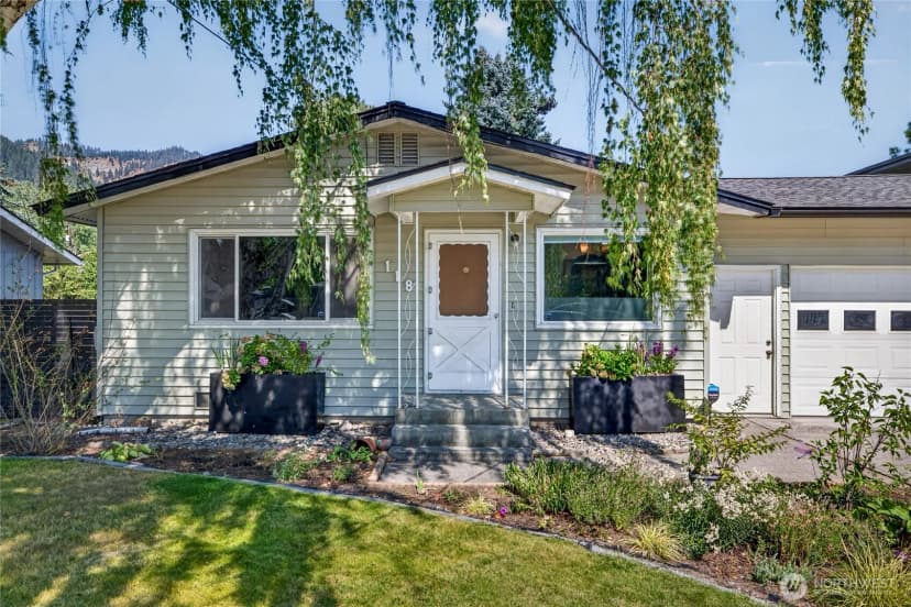 Property photo for 118 Birch Street, Leavenworth