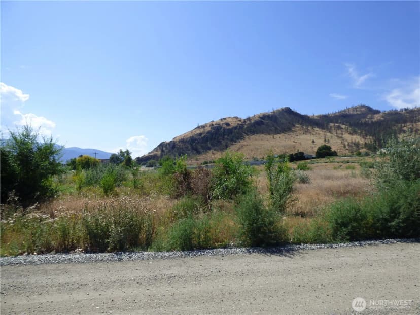 Property photo for 17 Swann Lane, Oroville photo 10
