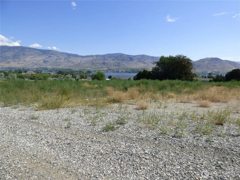 Property photo for 17 Swann Lane, Oroville photo 12
