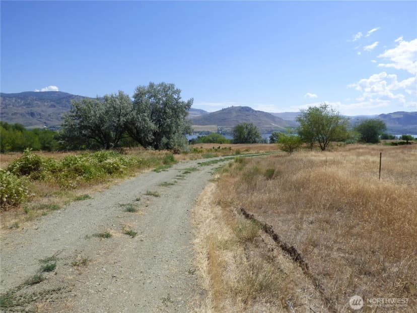 Property photo for 17 Swann Lane, Oroville photo 15