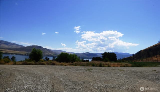 Property photo for 17 Swann Lane, Oroville photo 2