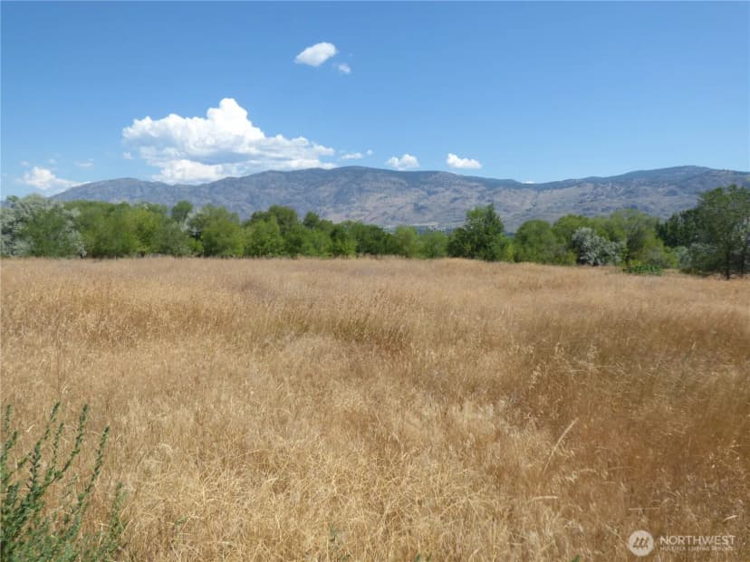 Property photo for 17 Swann Lane, Oroville photo 13