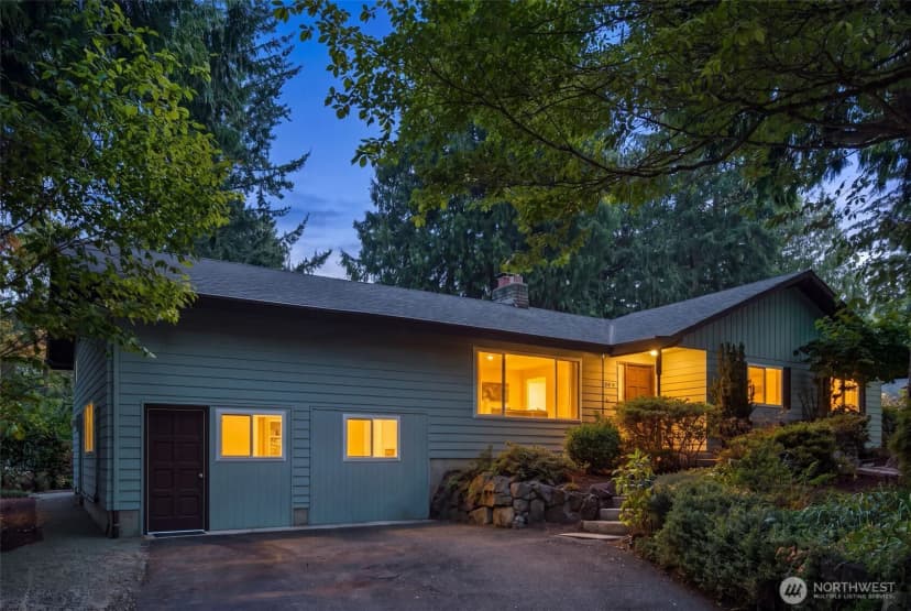 Property photo for 20315 Marine View Drive Sw, Normandy Park