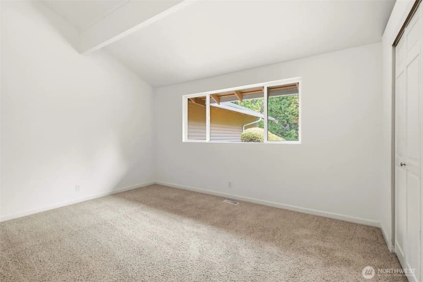 Property photo for 8626 Ne 26th Place, Clyde Hill photo 20