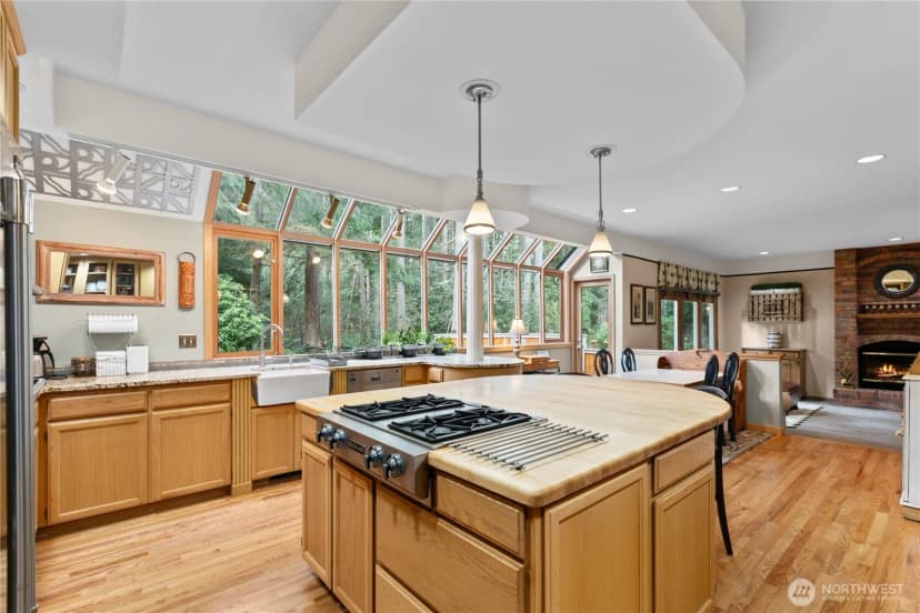 Property photo for 15427 178th Avenue Ne, Woodinville photo 12