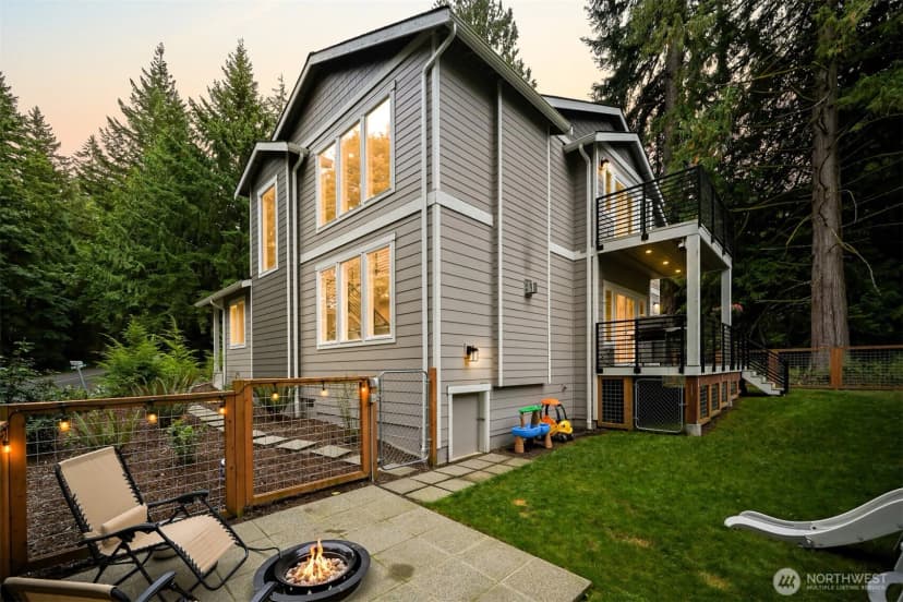 Property photo for 124 Sudden Valley Drive, Bellingham photo 2