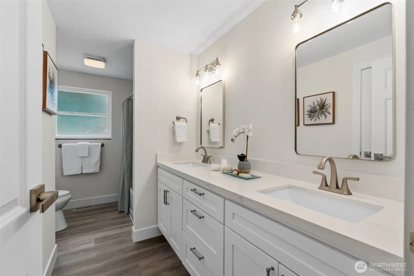Property photo for 5330 158th Place Sw, Edmonds photo 23