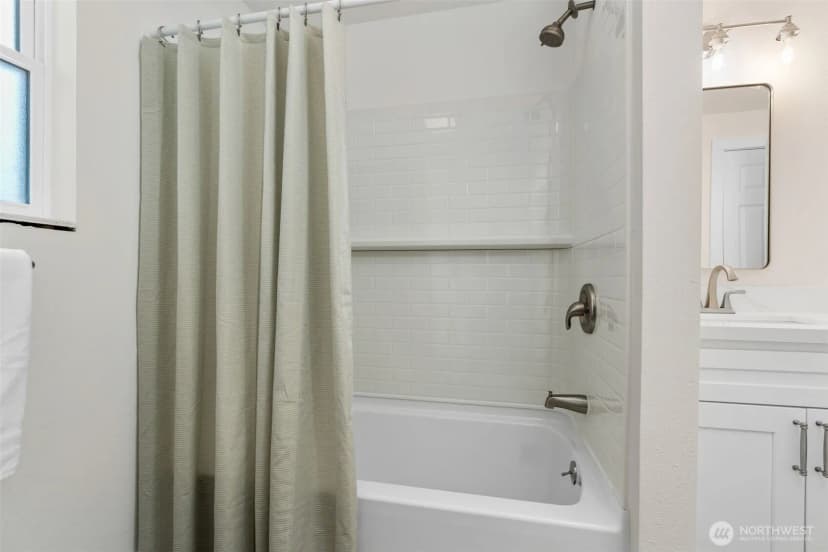 Property photo for 5330 158th Place Sw, Edmonds photo 24
