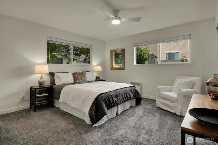 Property photo for 2353 Federal Avenue E, Seattle photo 16