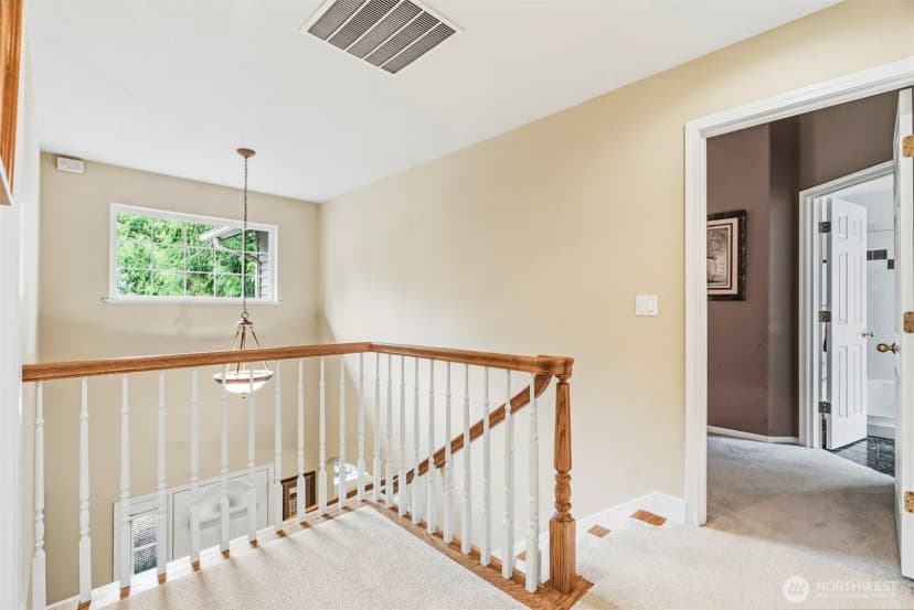 Property photo for 105 Inglewood Park, Longview photo 11