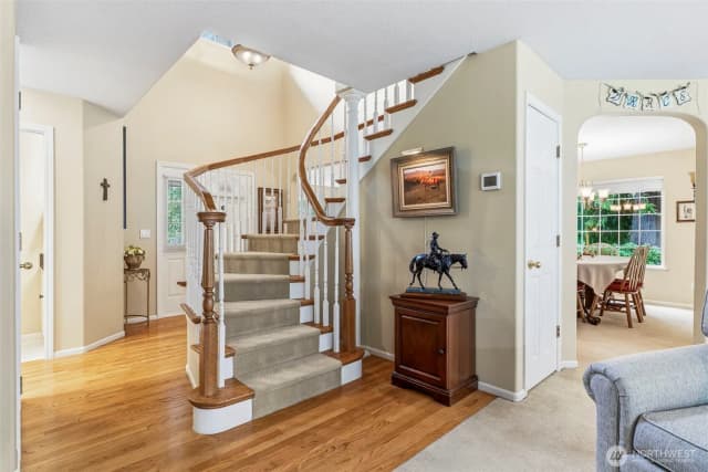Property photo for 105 Inglewood Park, Longview photo 2
