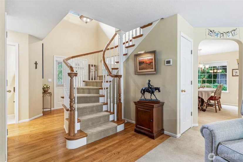 Property photo for 105 Inglewood Park, Longview photo 2