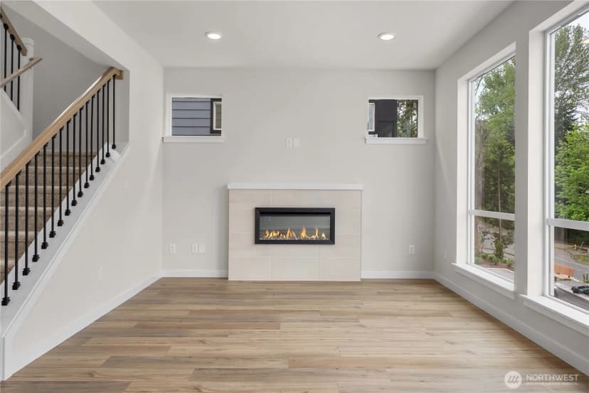 Property photo for 4261 Aberdeen Way Ne, Renton photo 18