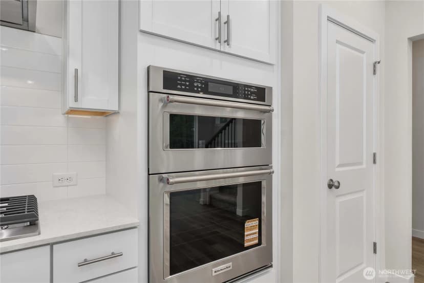 Property photo for 4261 Aberdeen Way Ne, Renton photo 23