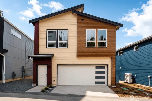 Property photo for 4261 Aberdeen Way Ne, Renton photo 3