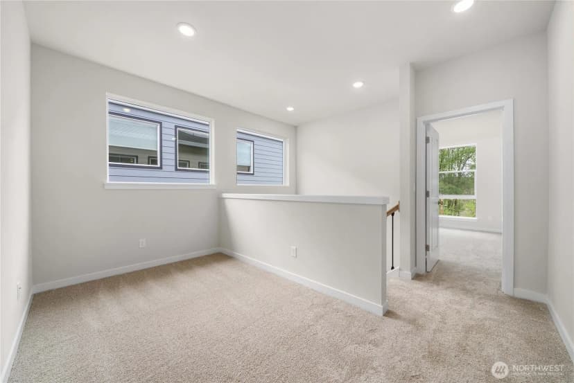 Property photo for 4261 Aberdeen Way Ne, Renton photo 26