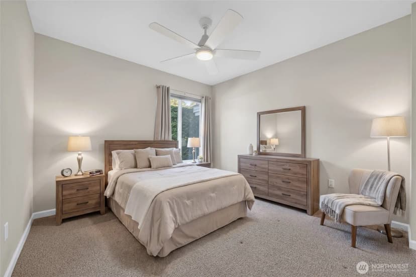 Property photo for 2858 32nd Avenue W #202, Seattle photo 10
