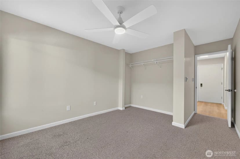Property photo for 2858 32nd Avenue W #202, Seattle photo 23