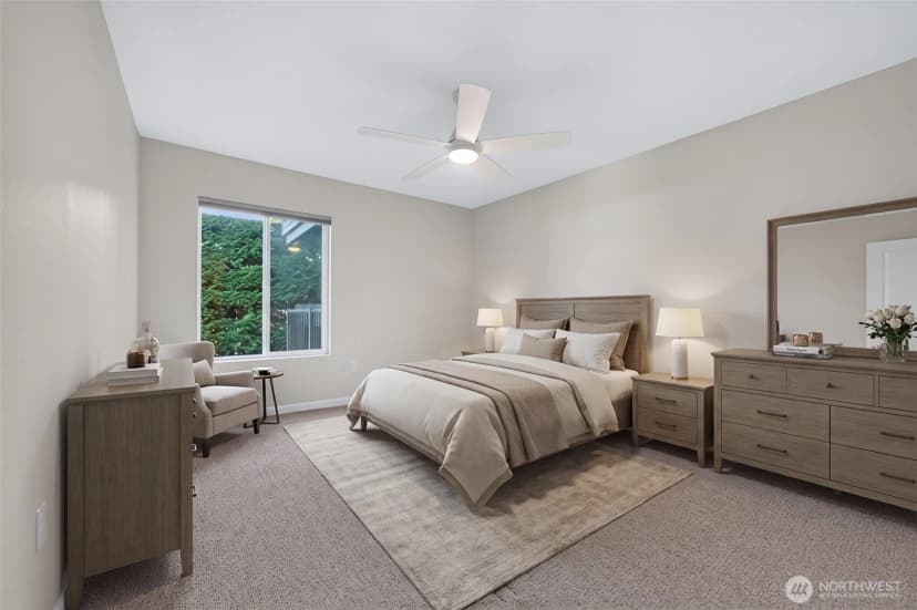 Property photo for 2858 32nd Avenue W #202, Seattle photo 11