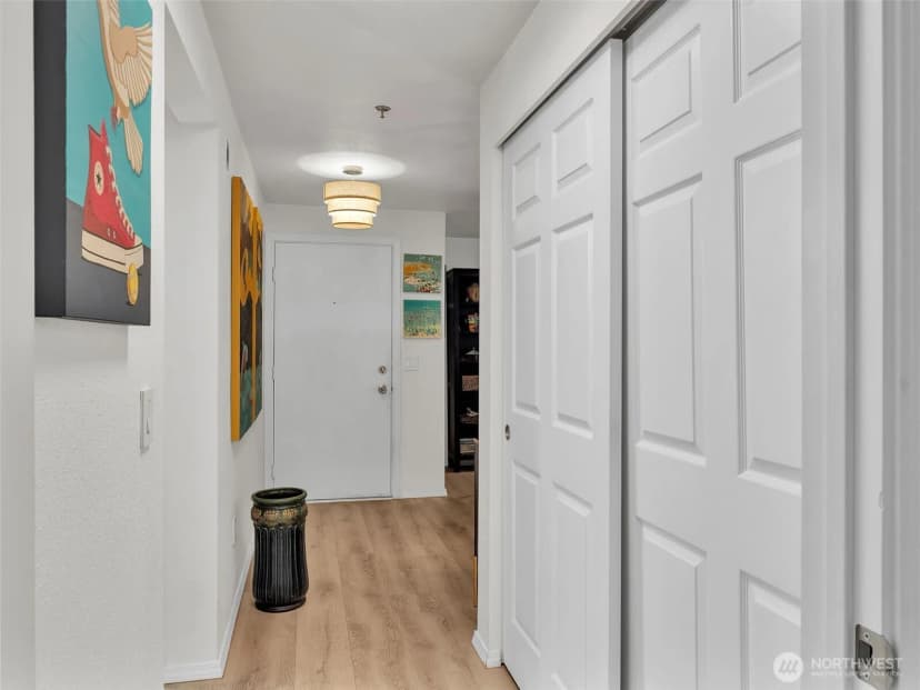 Property photo for 19404 Ne Bothell Way #b104, Bothell photo 19