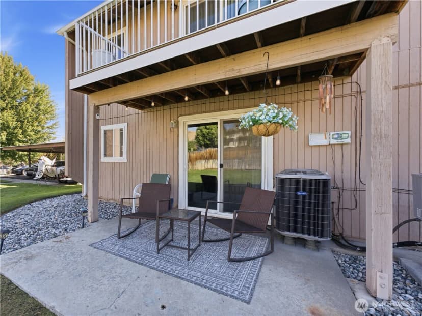 Property photo for 128 S Western Avenue #1, Wenatchee photo 7