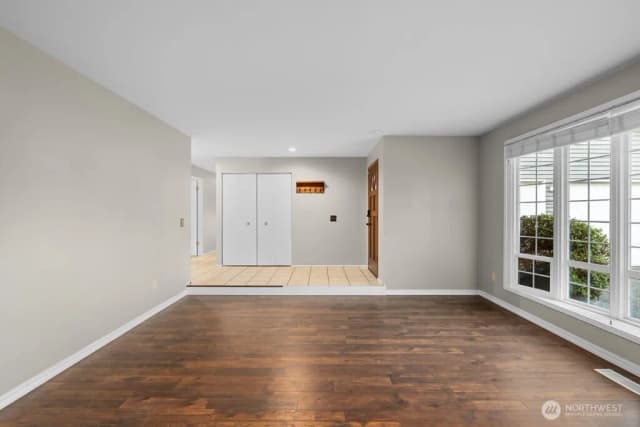 Property photo for 26621 Bristol Court, Kent photo 5