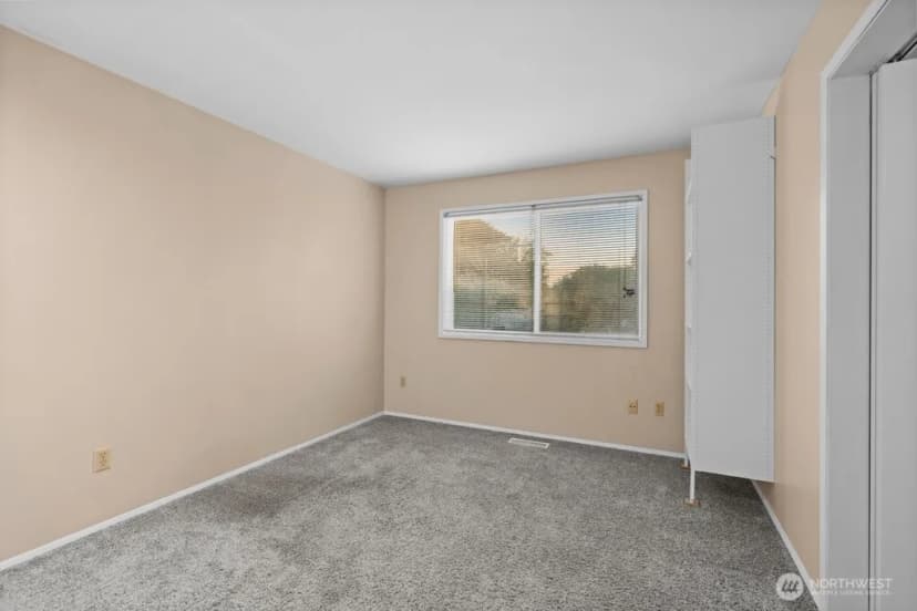 Property photo for 26621 Bristol Court, Kent photo 17