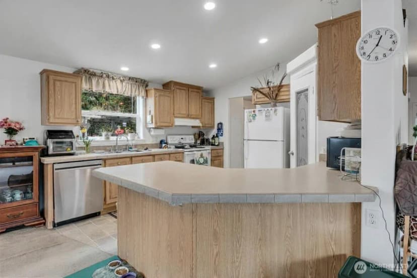 Property photo for 930 Trosper Road Sw ##123, Tumwater photo 12