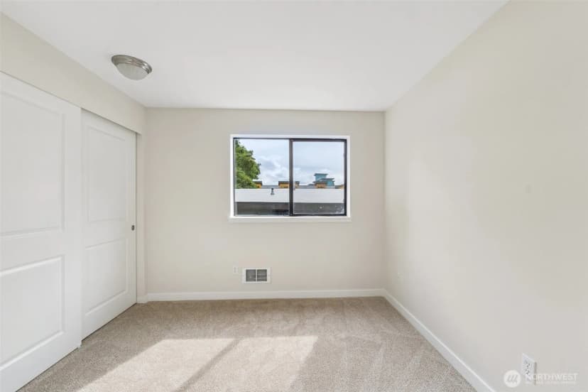 Property photo for 8816 Nesbit Avenue N #203, Seattle photo 22