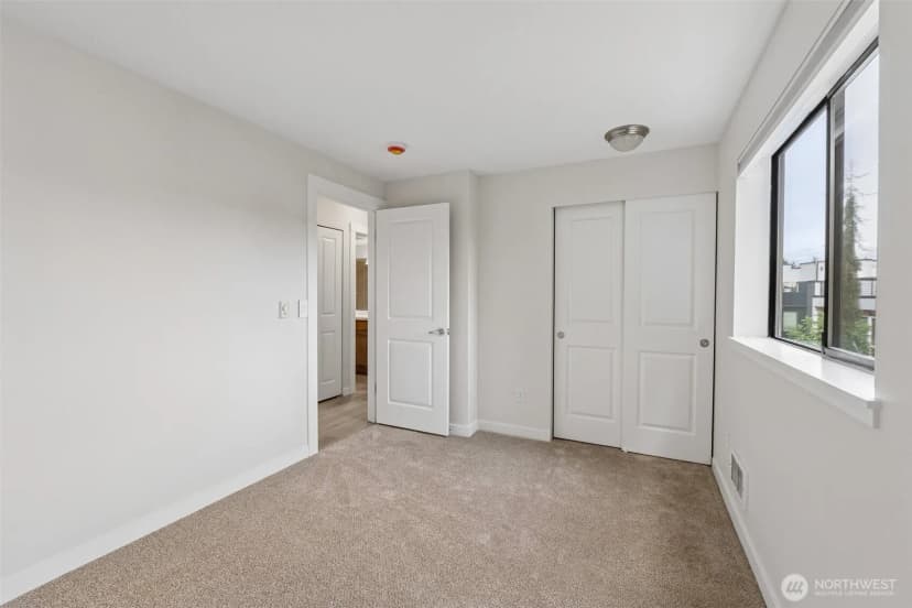 Property photo for 8816 Nesbit Avenue N #203, Seattle photo 19