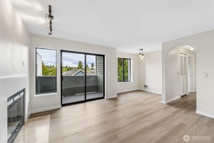 Property photo for 8816 Nesbit Avenue N #203, Seattle photo 7