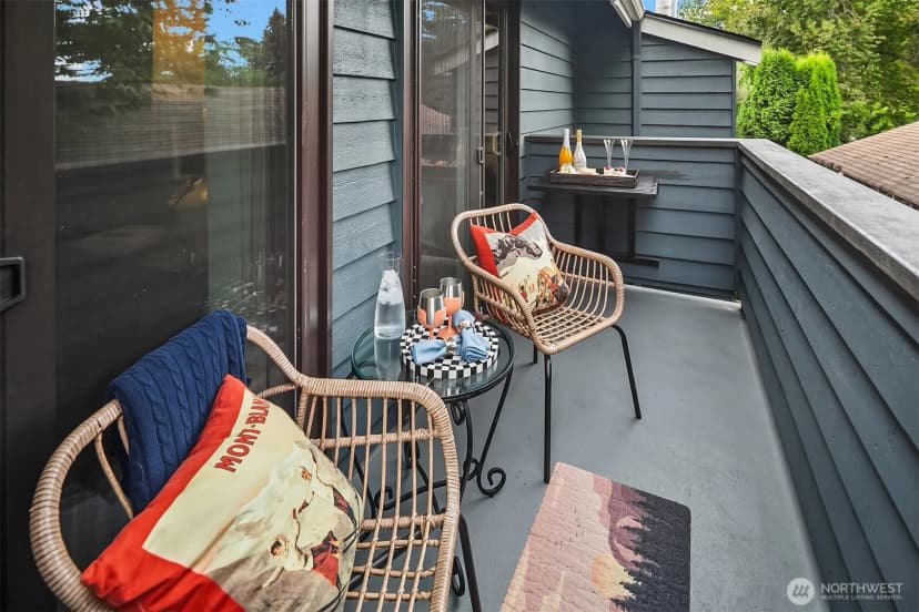 Property photo for 332 Healy Avenue S #8, North Bend photo 12