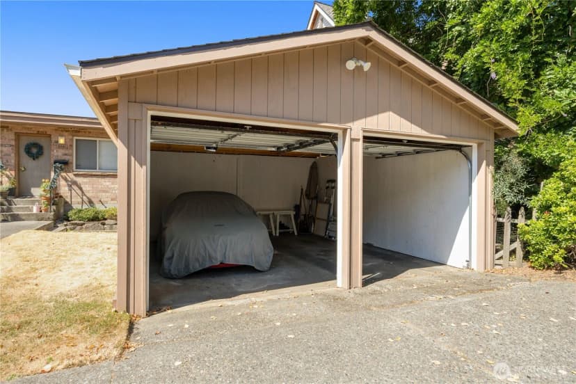 Property photo for 2822 14th Avenue W, Seattle photo 30