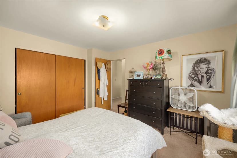 Property photo for 2822 14th Avenue W, Seattle photo 8