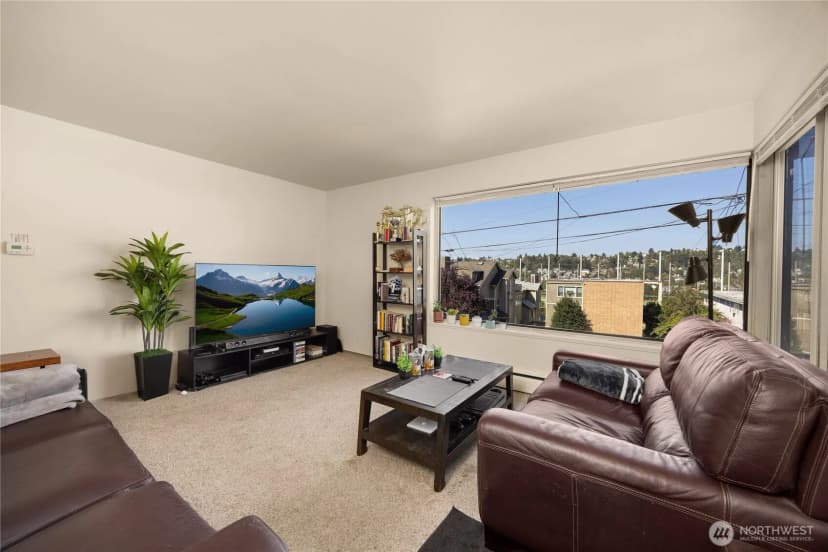 Property photo for 2822 14th Avenue W, Seattle photo 21