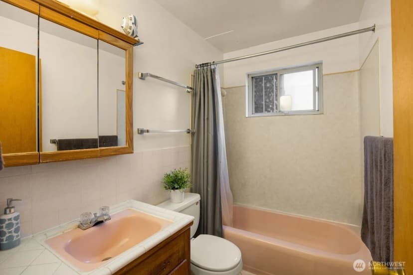 Property photo for 2822 14th Avenue W, Seattle photo 25