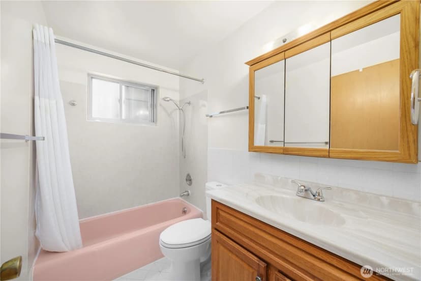 Property photo for 2822 14th Avenue W, Seattle photo 14