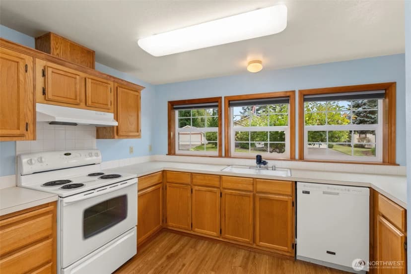 Property photo for 109 Longfellow Lane, Centralia photo 10